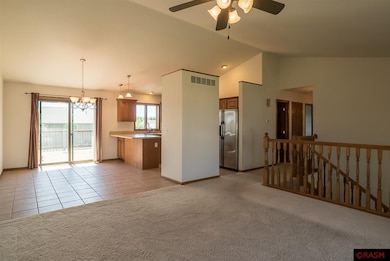 312 Cole Ct, Mankato, MN 56001 - photo 5