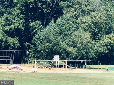 36945 W Lakeland Dr, Mechanicsville, MD 20659 - photo 4