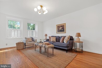 3046 S Abingdon St unit A1, Arlington, VA 22206 - photo 4