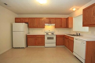 332 Bracken Place, Jacksonville, NC 28540 - photo 4