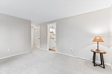 5000 Wymore Dr, Columbus, OH 43232 - photo 5