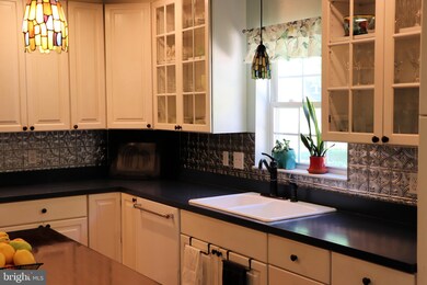 108 W D St, Brunswick, MD 21716 - photo 5