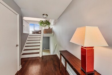 13 Sierra Ct, Lake In the Hills, IL 60156 - photo 2