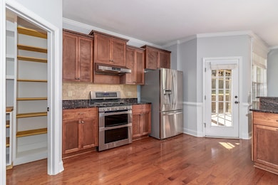 4025 STOWE DR. (c)--6