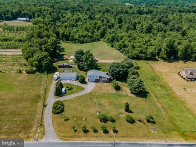 1007 Apple Way, Saint Thomas, PA 17252 - photo 2