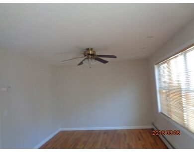 4 Blake St, Worcester, MA 01604 - photo 4