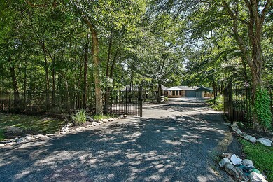 719 Tall Pines Dr, Magnolia, TX 77354 - photo 3