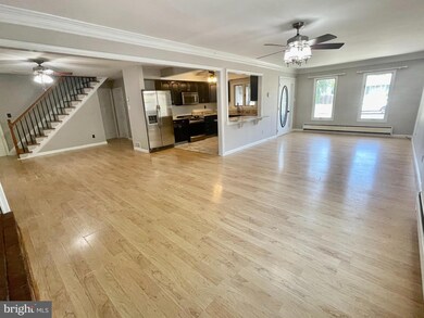 28 Ring Ln, Levittown, PA 19055 - photo 7