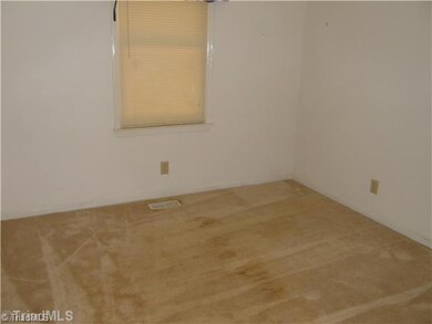 1st Bedroom.