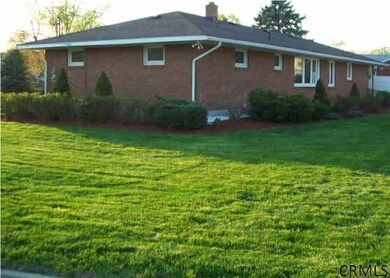 22 Crestwood Ave, Troy, NY 12180 - photo 3