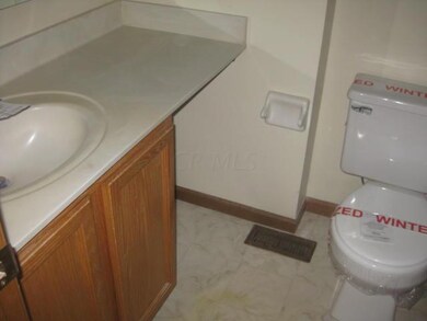 1265 Treehaven Ln, Columbus, OH 43204 - photo 3