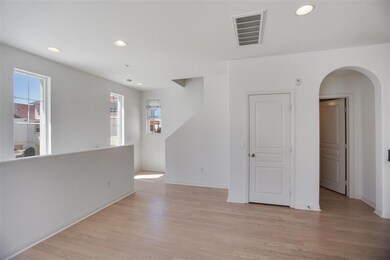 795 Harbor Cliff Way unit 204, Oceanside, CA 92054 - photo 5