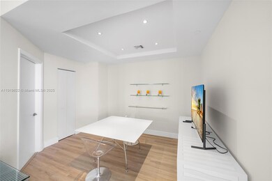 Blue & Green Diamond Condominiums unit PH4306, Miami Beach, FL 33140 - photo 3