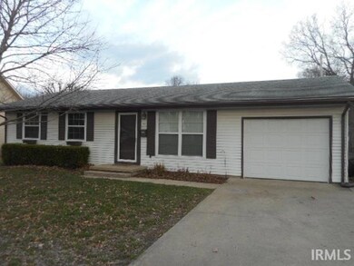 903 Jefferson St, Covington, IN 47932 - photo 2