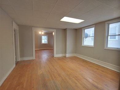 58 Providence St unit 3, Worcester, MA 01604 - photo 5