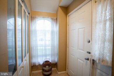 908 Mews Dr unit 908, Sellersville, PA 18960 - photo 5