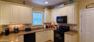 421 30th kitchen