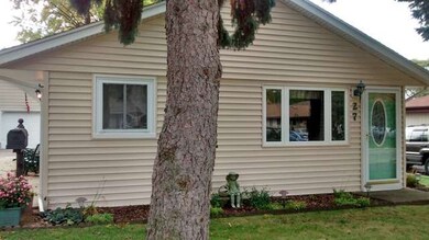 27 Helm Rd, Carpentersville, IL 60110 - photo 3