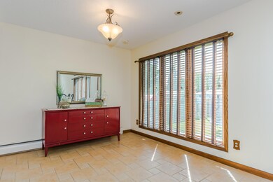 2610 Clover Dr Grand Forks ND-print-005-