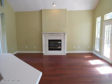 8426 Newton Rd, Jacksonville, FL 32216 - photo 3