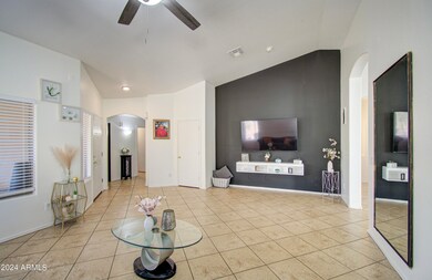 8146 W Hilton Ave, Phoenix, AZ 85043 - photo 6