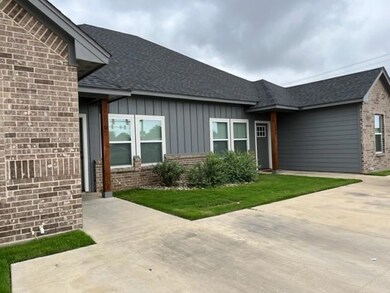 2704 James Rd, Granbury, TX 76049 - photo 2