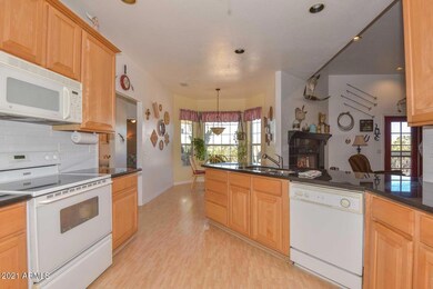 Kitchen-Breakfast Room