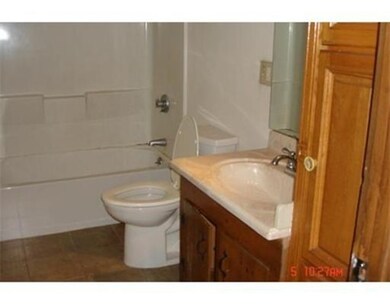 147 Myrtle St unit 2, Rockland, MA 02370 - photo 4