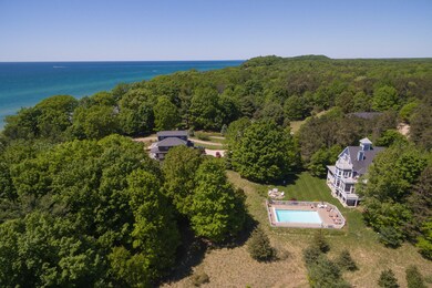 17300_Beachview_Dr-54