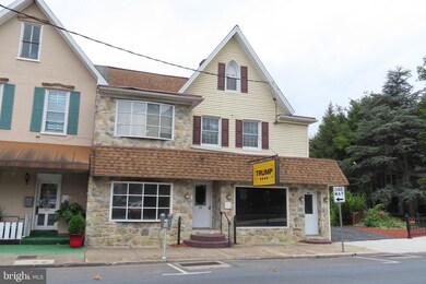 133 N Main St, Chambersburg, PA 17201 - photo 2