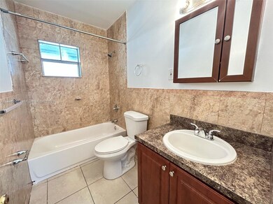 990 Phippen Waiters Rd unit 1, Dania, FL 33004 - photo 4