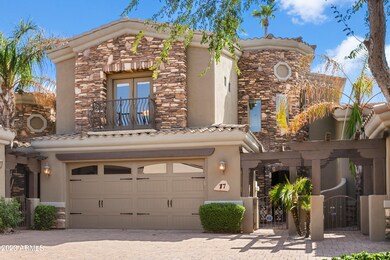 Charming Courtyard Entry