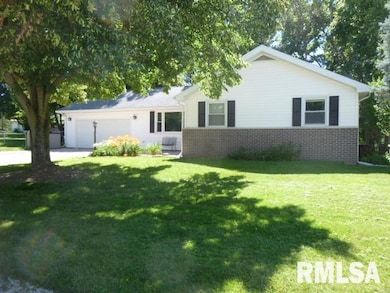 5 Springwater Dr, Jacksonville, IL 62650 - photo 3
