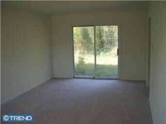 203 Trout Dr, Atco, NJ 08004 - photo 4