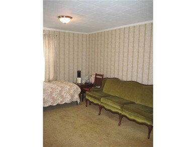 68 Ledge St, Central Falls, RI 02863 - photo 4