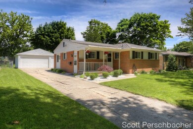 1626 Carlton Ave NE, Grand Rapids, MI 49505 - photo 2