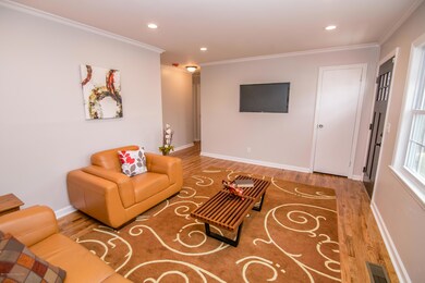 3113 POE SOMERSET ERICA H-