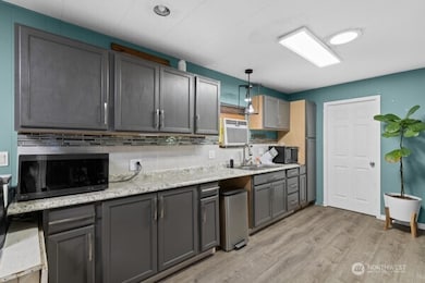 15708 81st St E unit 131, Puyallup, WA 98372 - photo 3