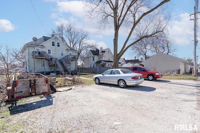 1636 W 3rd St, Davenport, IA 52802 - photo 6