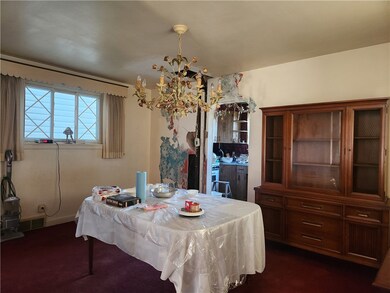 314 Lowell St, Vandergrift, PA 15690 - photo 4