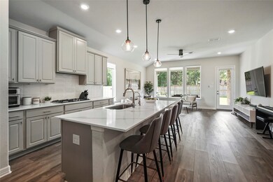 9343 Galloway Woods Trail, Tomball, TX 77375 - photo 4