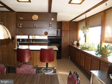 2435 Treichler Rd, Palm, PA 18070 - photo 5