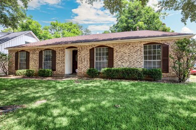 8210 Hazen St, Houston, TX 77036 - photo 2