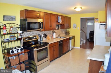12609 Pinecrest Rd, Herndon, VA 20171 - photo 3