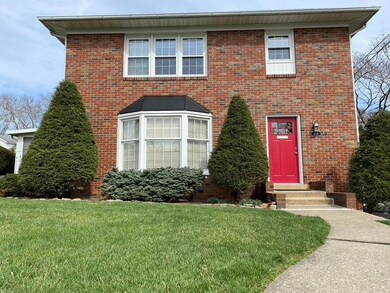 1115 N Saint Lucas St, Allentown, PA 18104 - photo 3