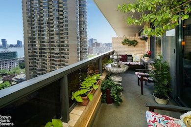 The Whitney unit 18C, New York, NY 10016 - photo 6