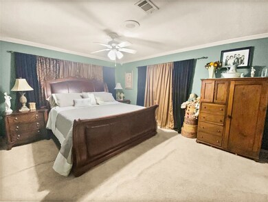 1621 W Blum St, Alvin, TX 77511 - photo 4