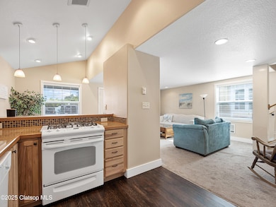 721 12th Ave-18