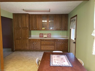 this large storage area makes a perfect buffet lin