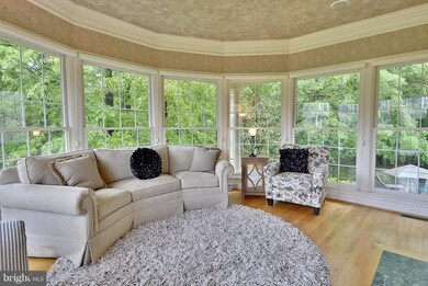 3359 V Ln, Oakton, VA 22124 - photo 4